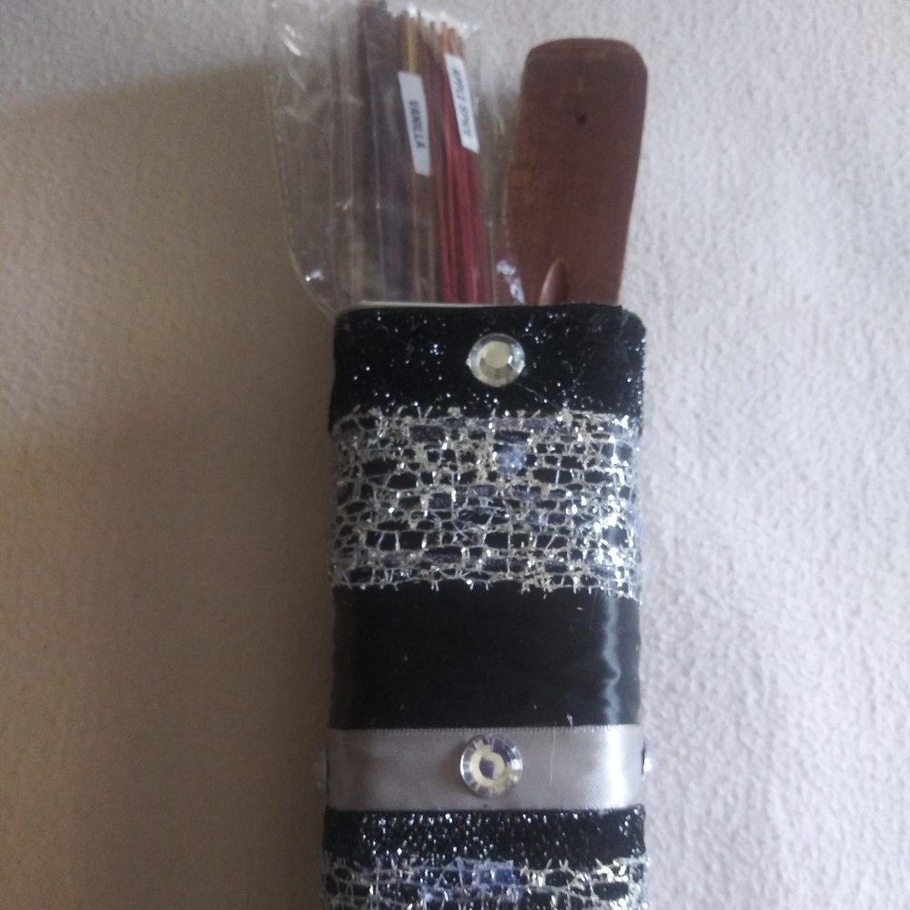 Decorative incense container+ incense